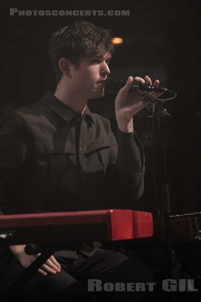 JAMES BLAKE - 2011-11-04 - PARIS - La Cigale - 